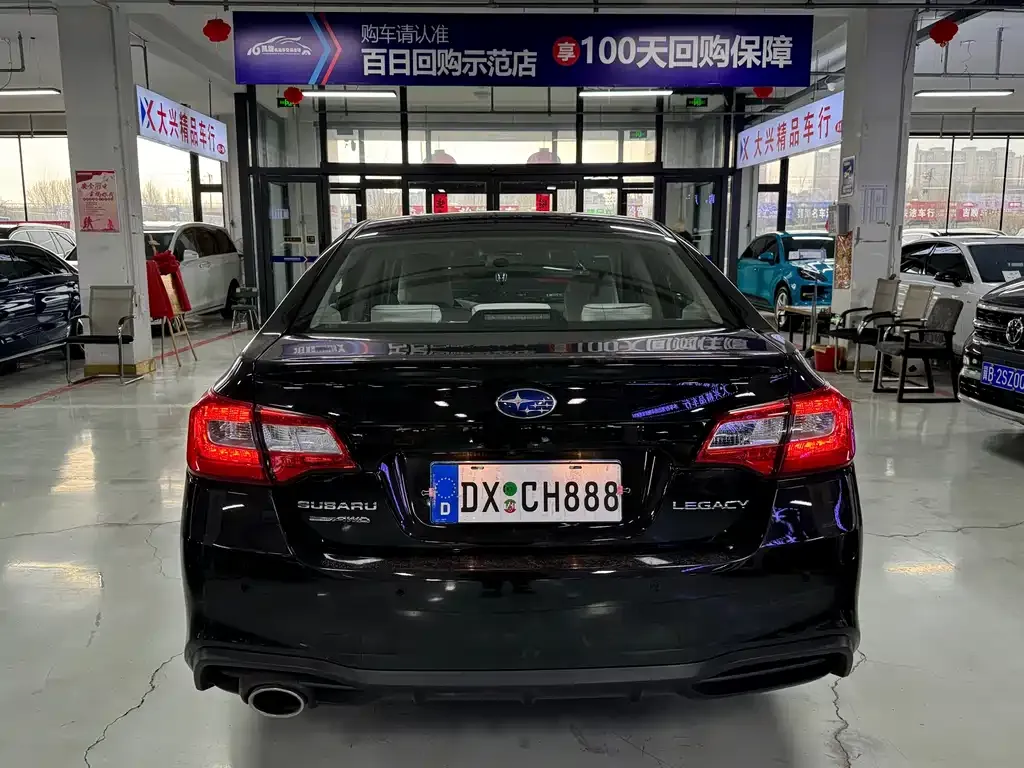 Subaru Legacy — фото 7