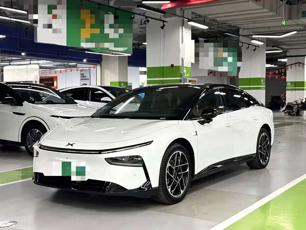 XPeng P7+ — фото 1