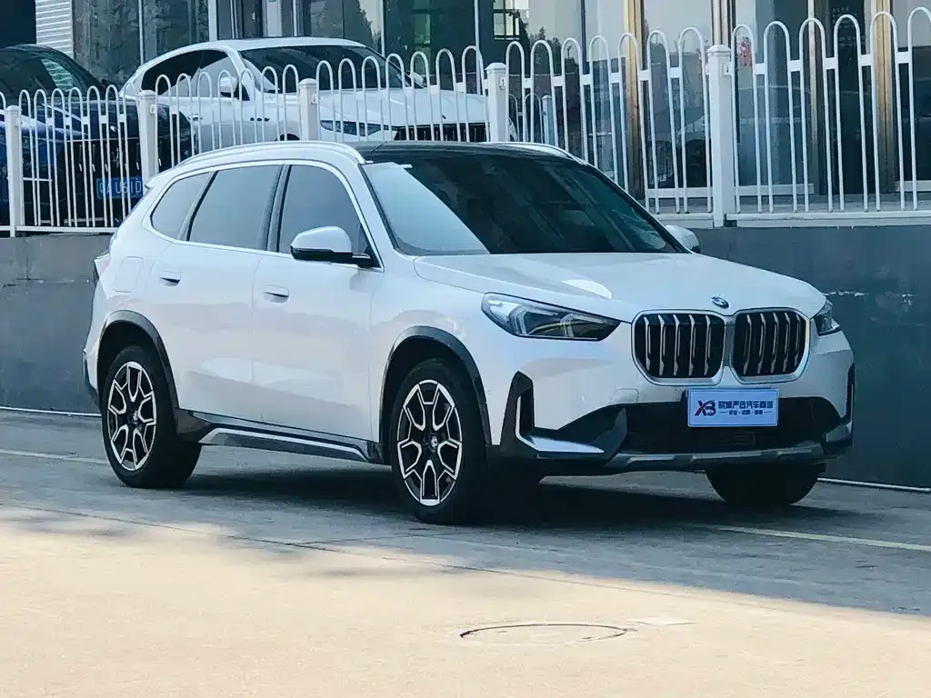 BMW X1 — фото 6