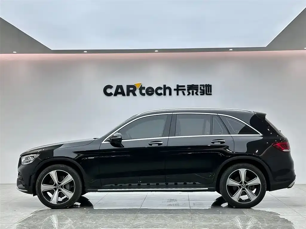 Mercedes-Benz GLC — фото 10