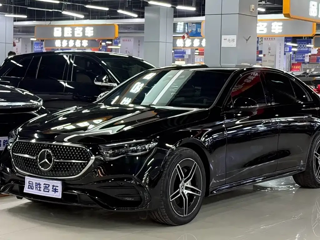 Mercedes-Benz E-Class (Import) — фото 1
