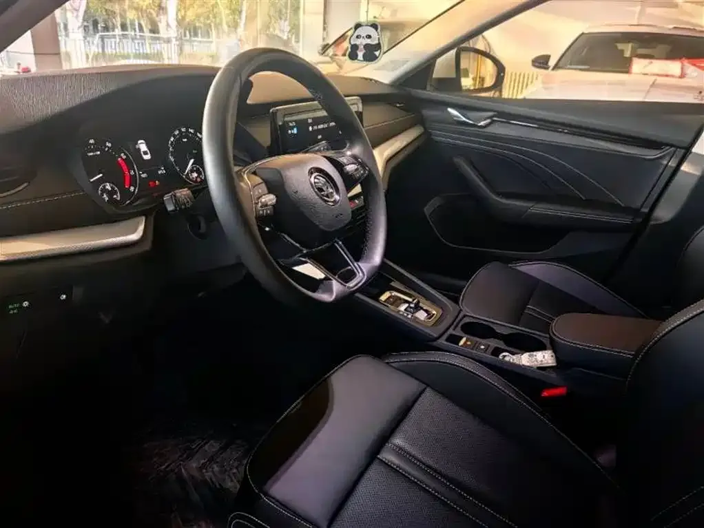Skoda Octavia — фото 3