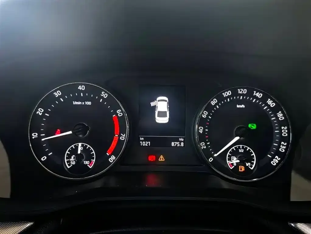 Skoda Octavia — фото 4