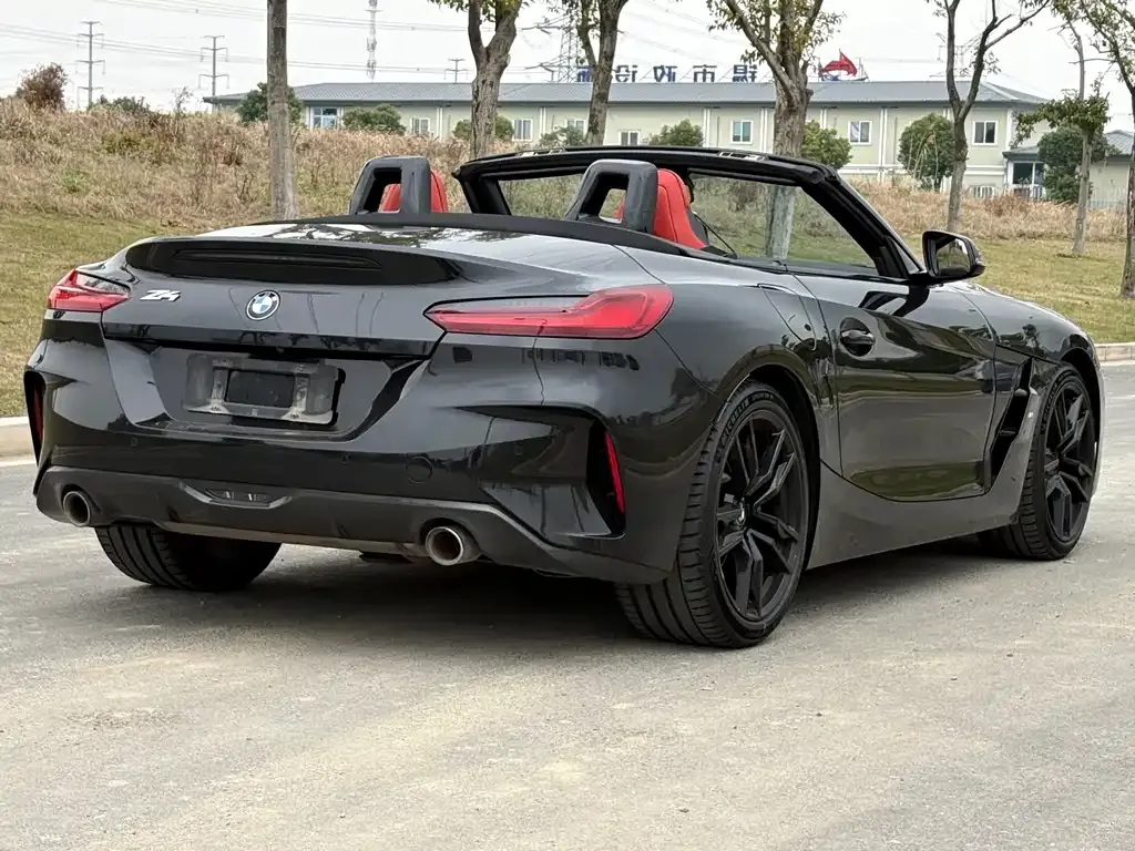 BMW Z4 — фото 4