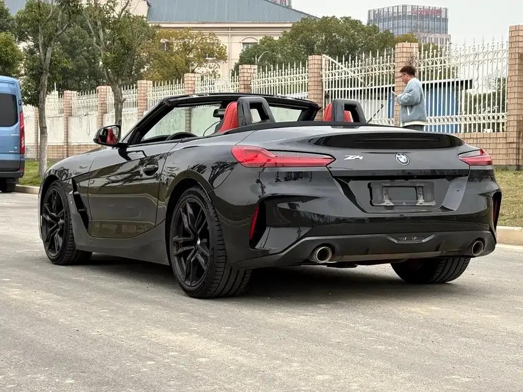 BMW Z4 — фото 10