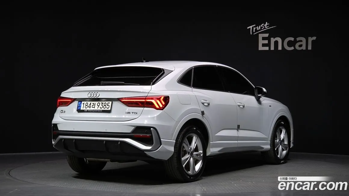 Audi Q3 — фото 3