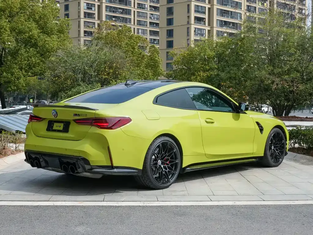 BMW M4 — фото 7