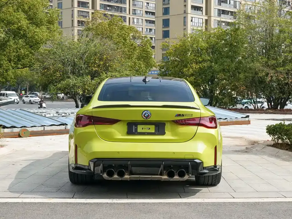 BMW M4 — фото 10