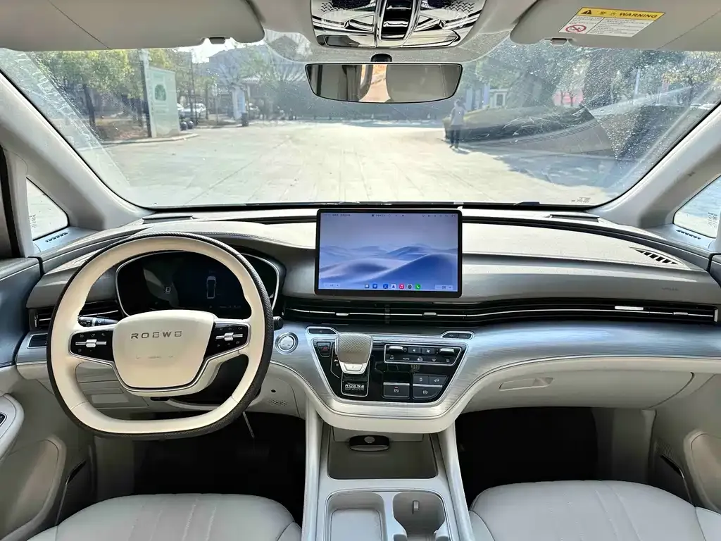 Roewe iMAX8 New Energy — фото 7