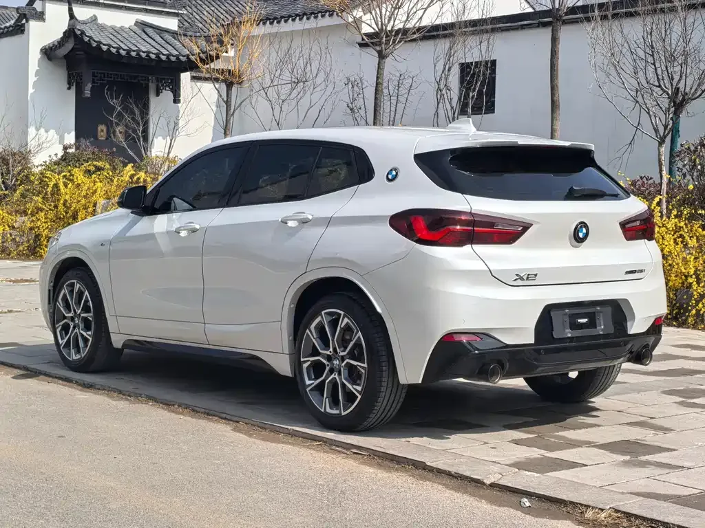 BMW X2 — фото 9