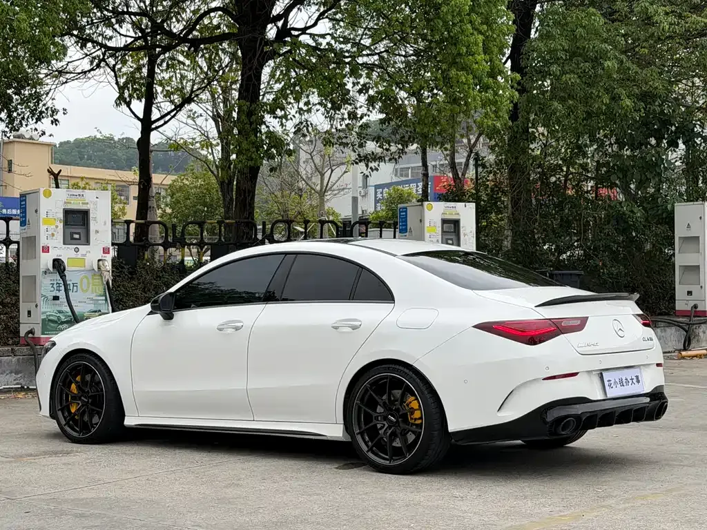 Mercedes-Benz CLA AMG — фото 7