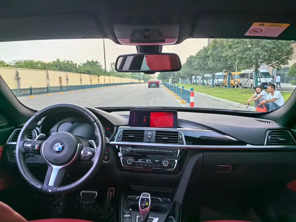 BMW 3 Series GT — фото 9