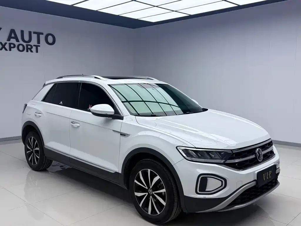 Volkswagen T-Roc — фото 4