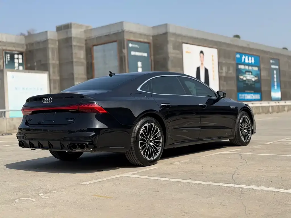 Audi A7L — фото 4