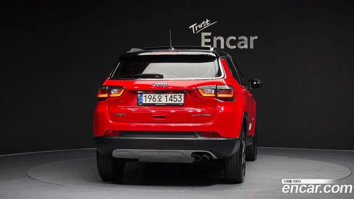 Jeep Compass — фото 6