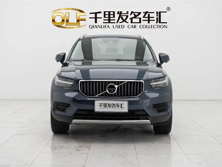 Volvo XC40 — фото 3