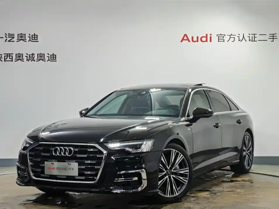 Audi A6L — фото 1