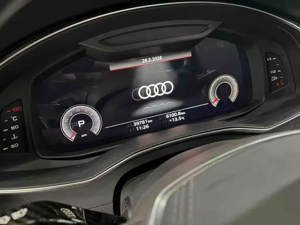 Audi A6L — фото 2