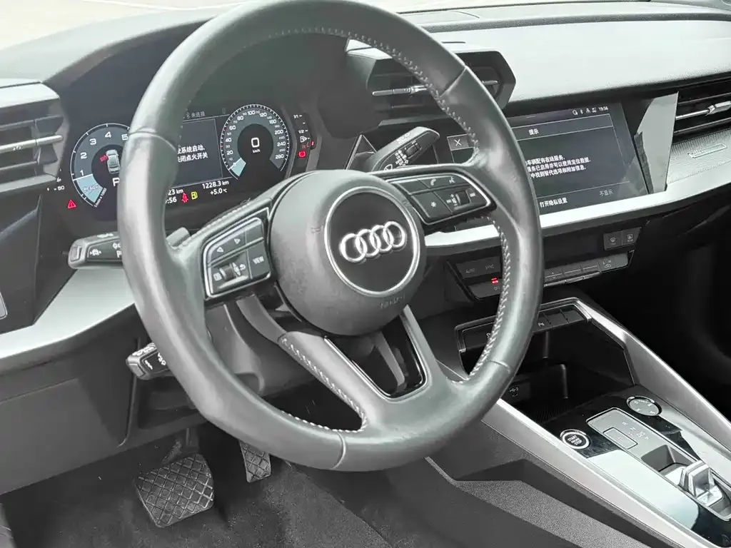 Audi A3 — фото 4