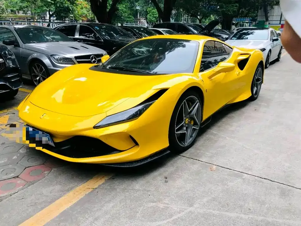 Ferrari F8 — фото 1