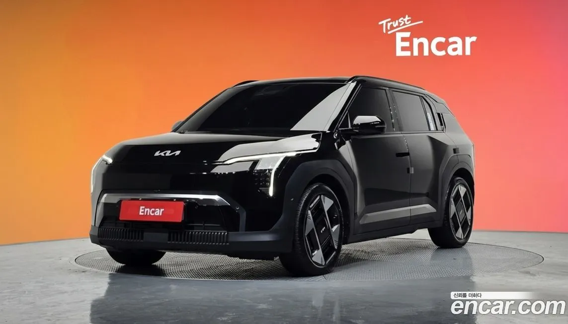 Kia EV3 — фото 1