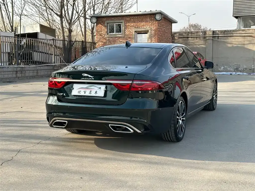 Jaguar XFL — фото 10