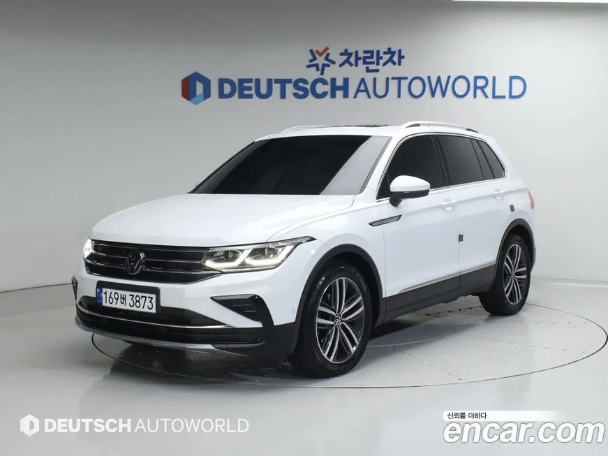 Volkswagen Tiguan — фото 1