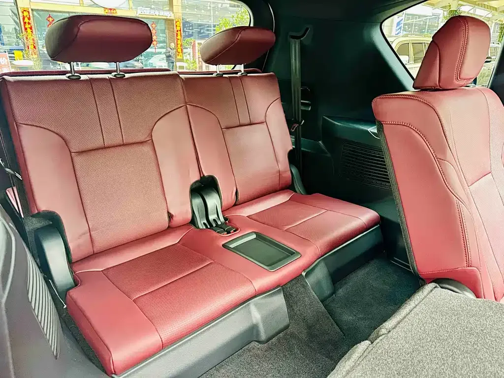 Lexus LX — фото 8