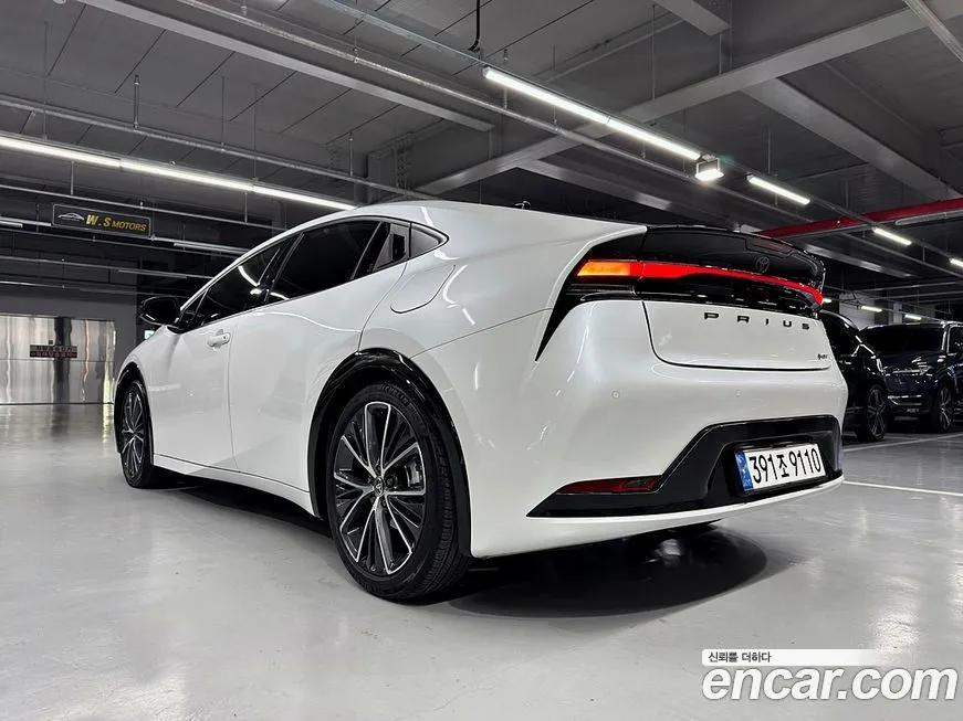 Toyota Prius — фото 4