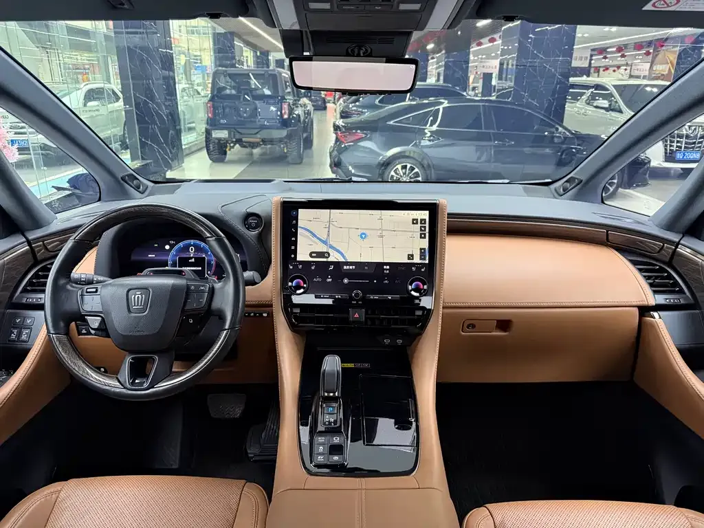 Toyota Vellfire — фото 7
