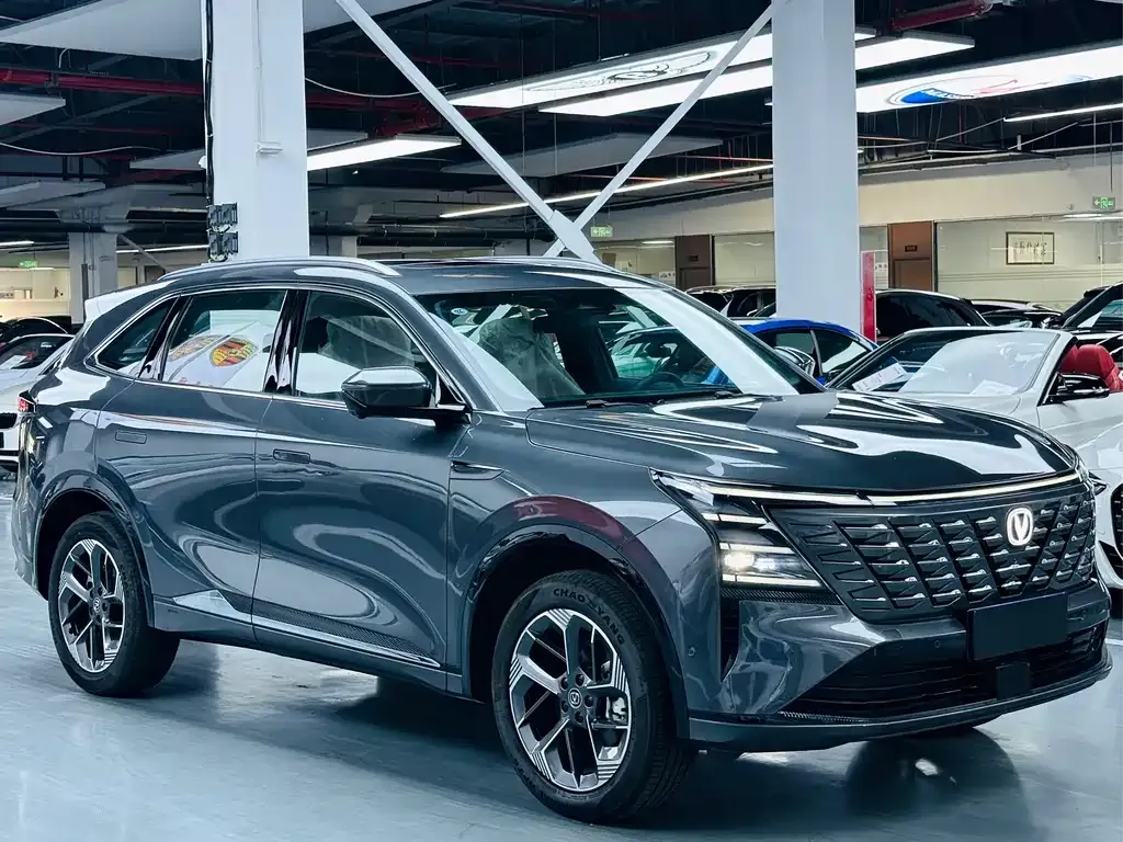 Changan CS75 PLUS — фото 7