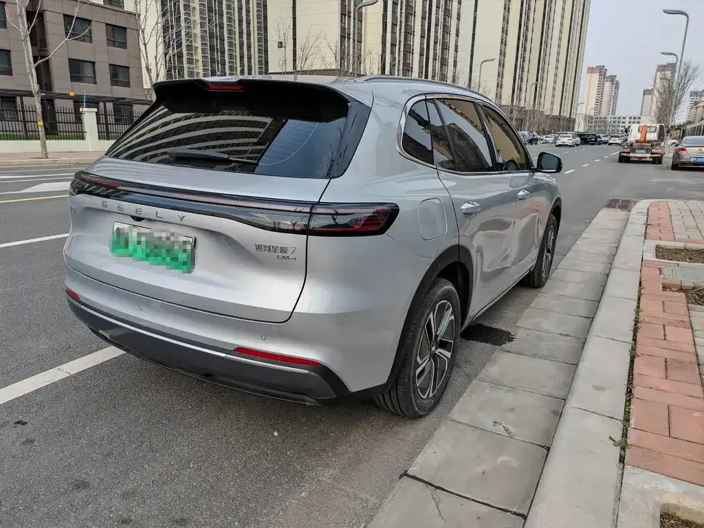 Geely Galaxy Xingjian 7 — фото 10