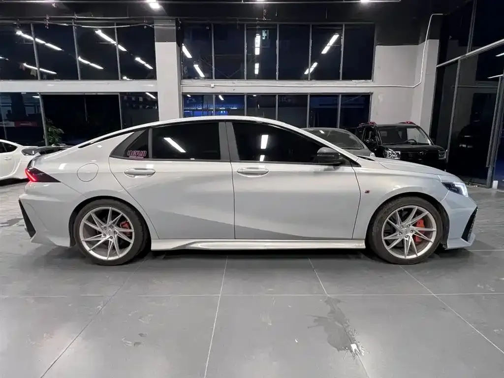 GAC Motor Shadow Leopard — фото 3