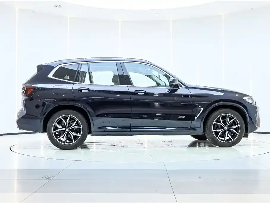 BMW X3 — фото 10