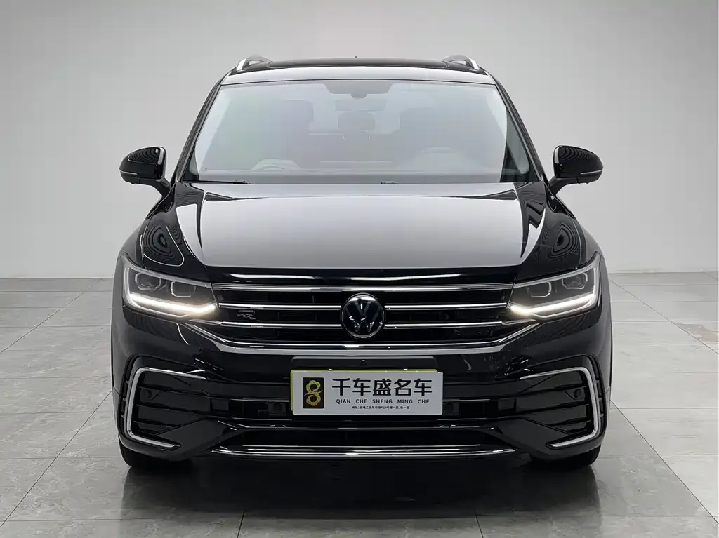 Volkswagen Tiguan L — фото 3