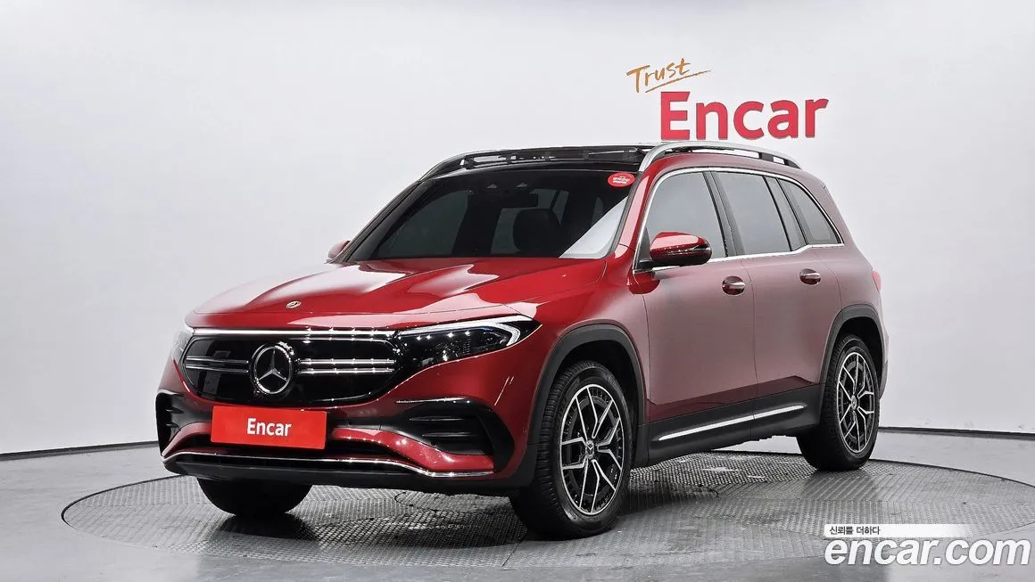 Mercedes-Benz EQB — фото 1