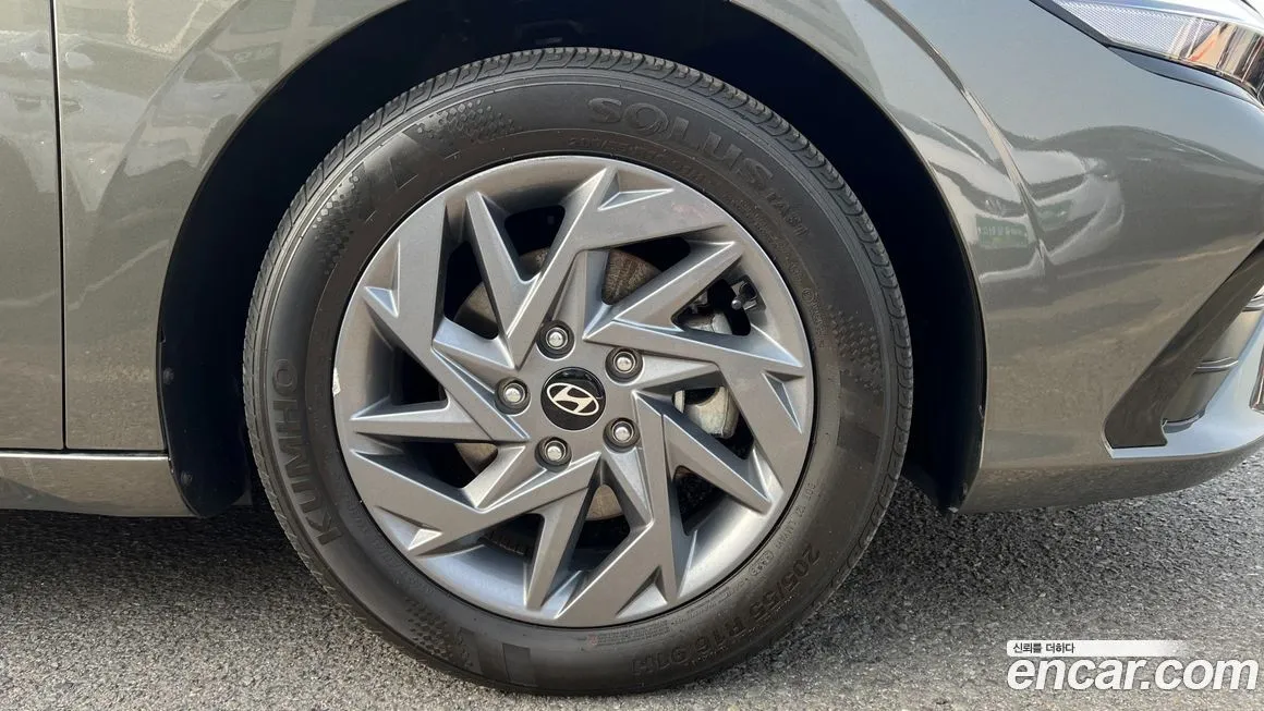 Hyundai AVANTE — фото 3
