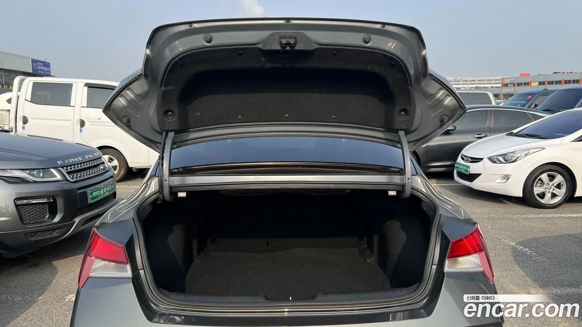 Hyundai AVANTE — фото 2