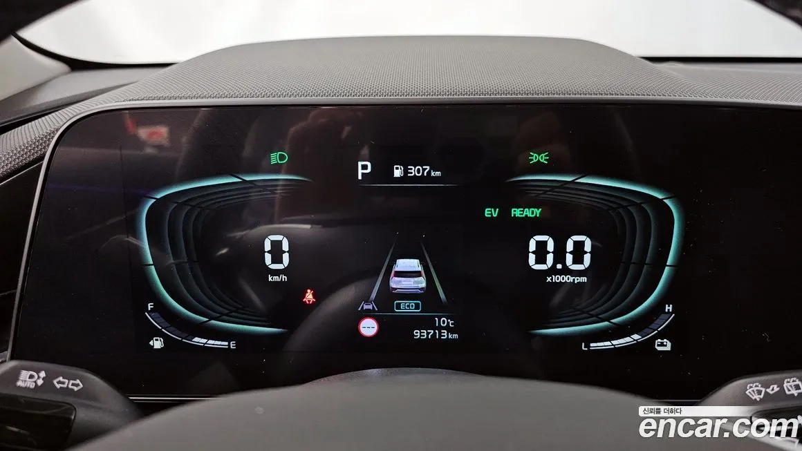 Kia Niro — фото 10