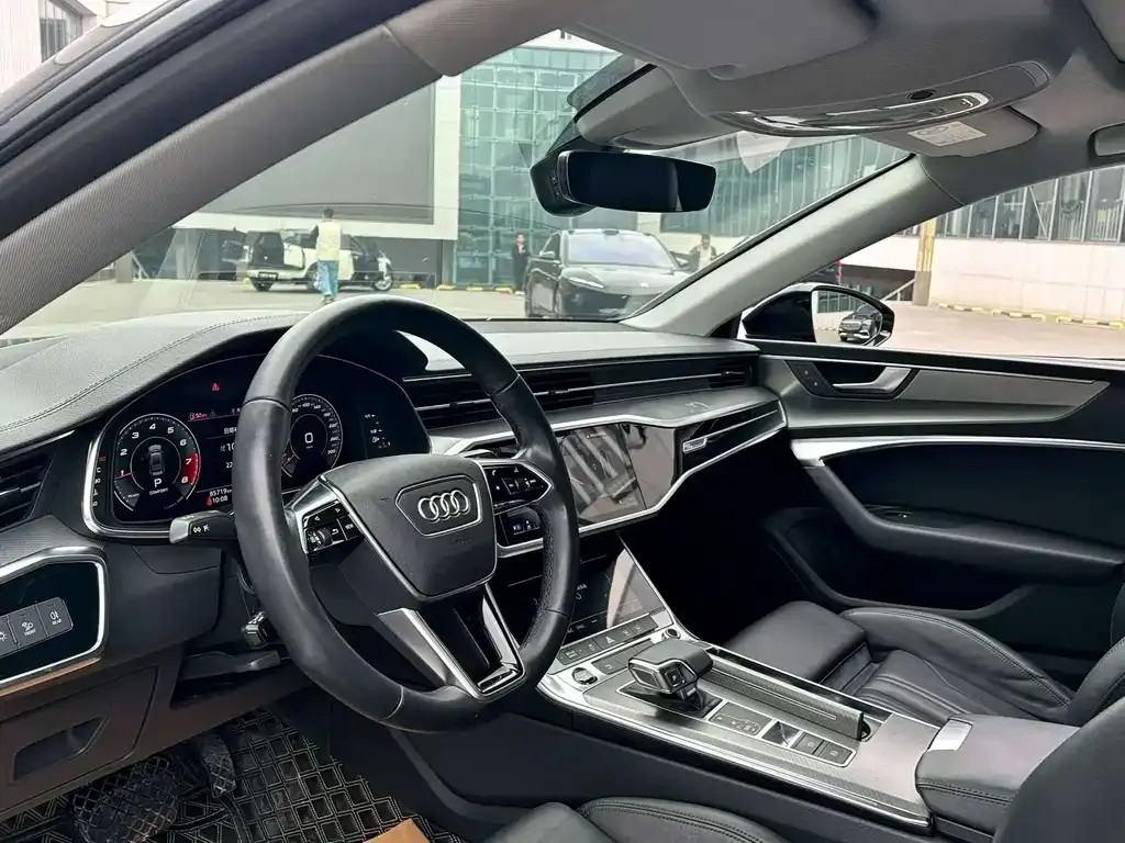 Audi A7 — фото 7