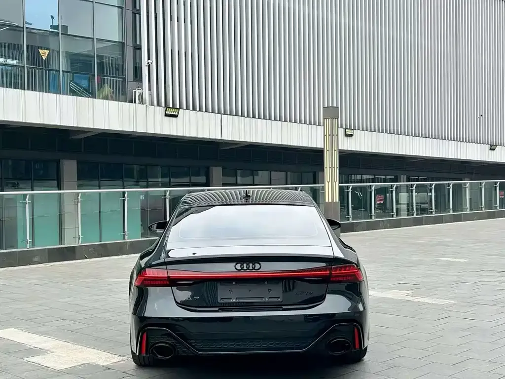 Audi A7 — фото 5