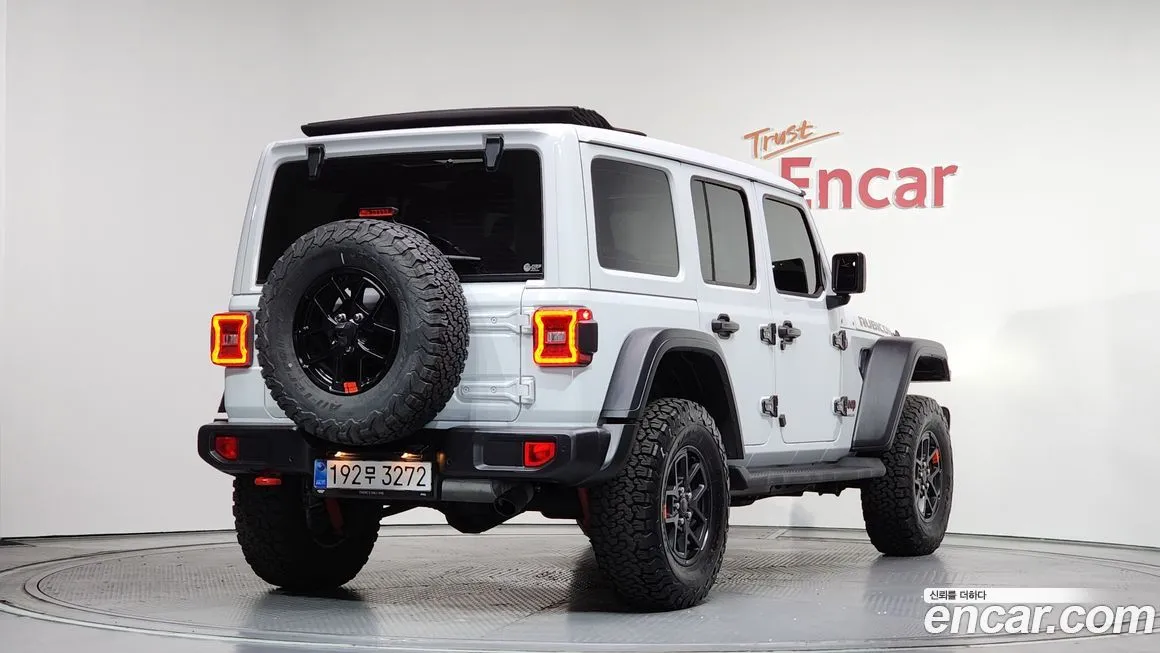 Jeep Wrangler — фото 4