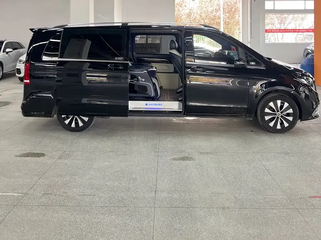 Mercedes-Benz Vito — фото 10