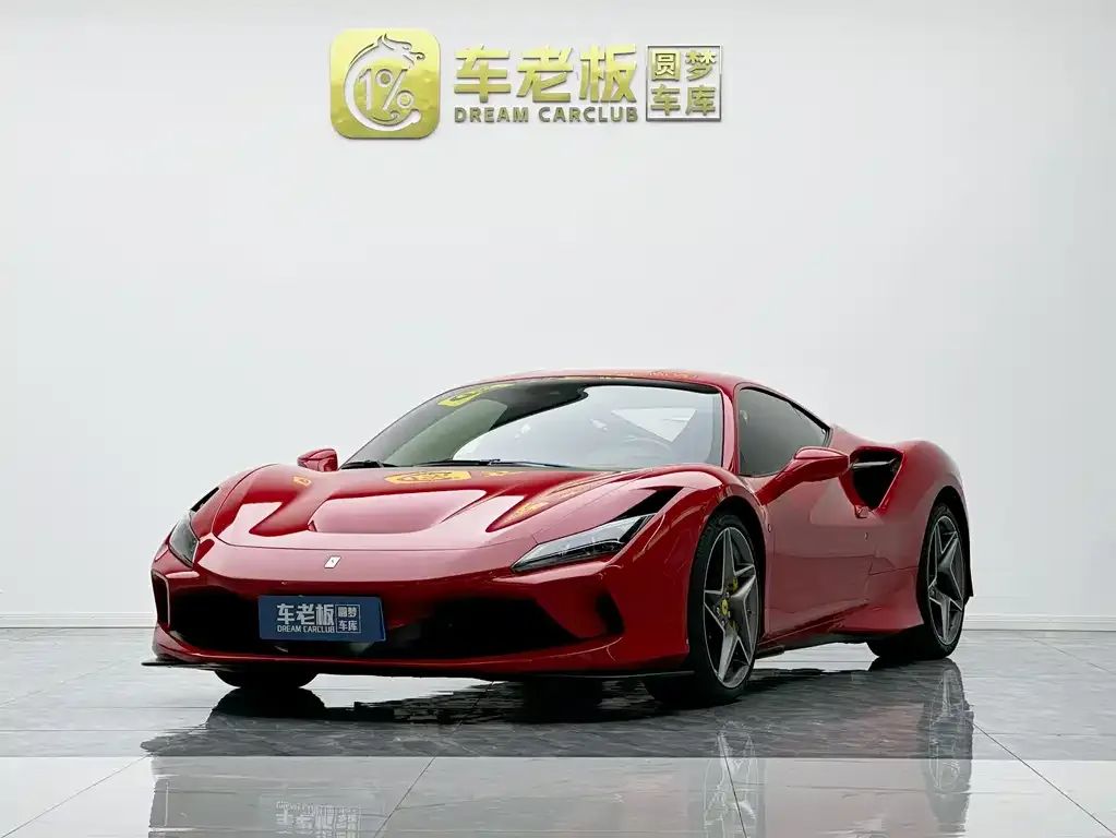 Ferrari F8 — фото 1