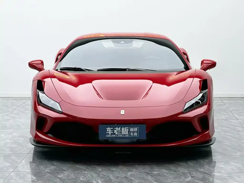 Ferrari F8 — фото 6
