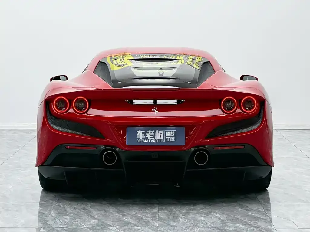 Ferrari F8 — фото 4