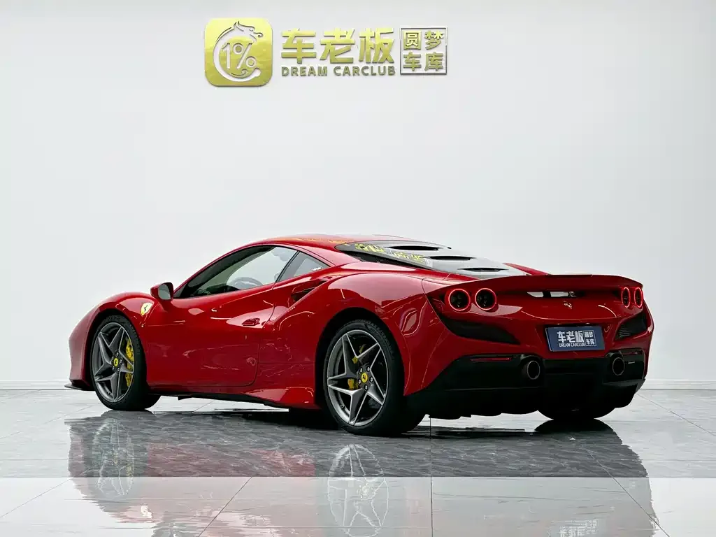 Ferrari F8 — фото 5