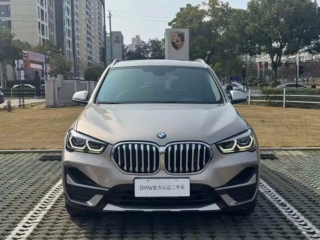 BMW X1 — фото 2