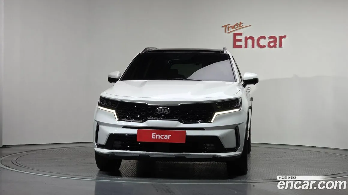 Kia Sorento — фото 5