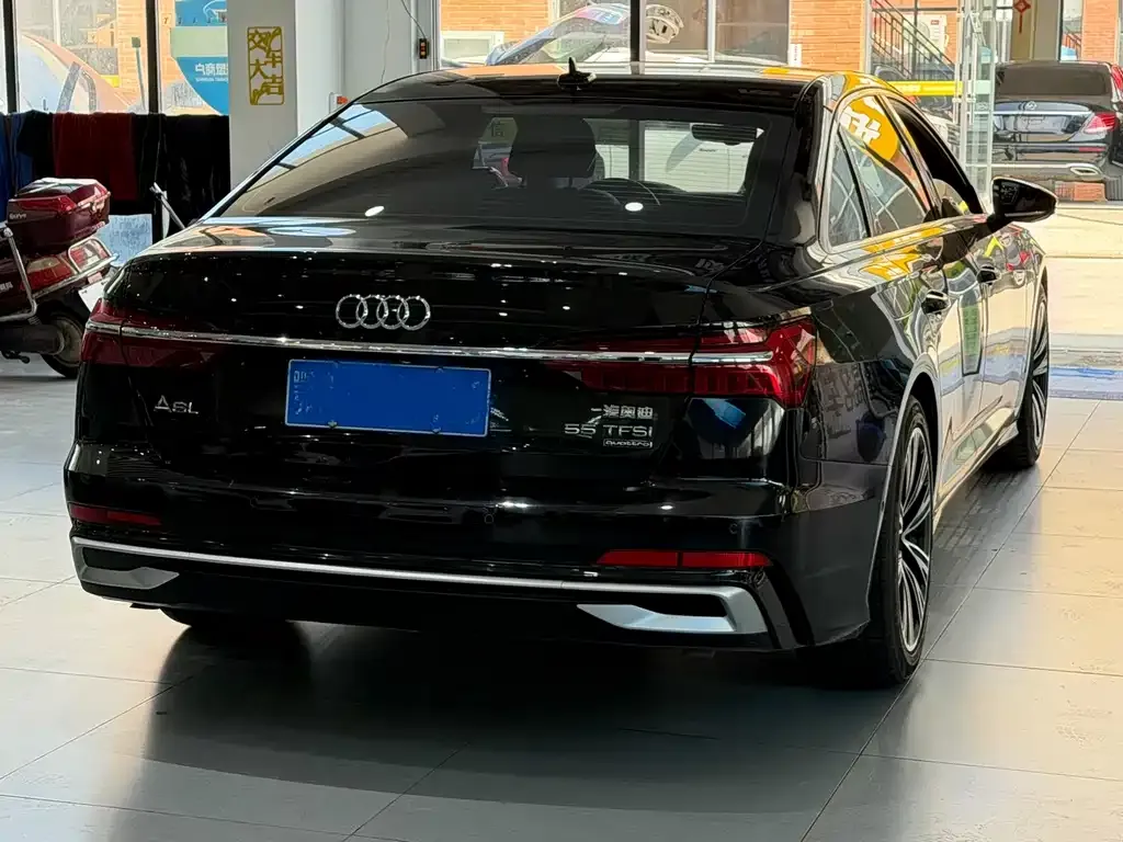 Audi A6L — фото 5